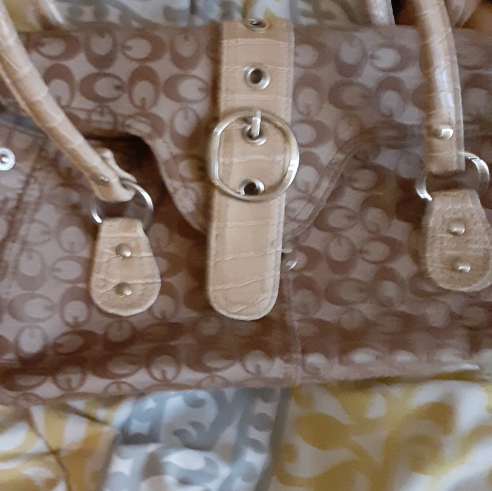 Purse - Picture 4 of 5